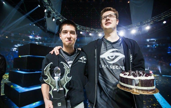 CSGO职业选手工资泄露：NiKo和s1mple的月薪超过5万美元